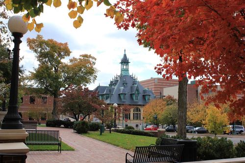 Image of the Customs House Museum and Cultural Center in Clarksville, TN.