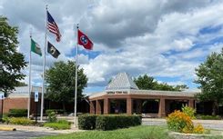 Living in Smyrna: Guide to Food, Entertainment, & Real Estate Photo